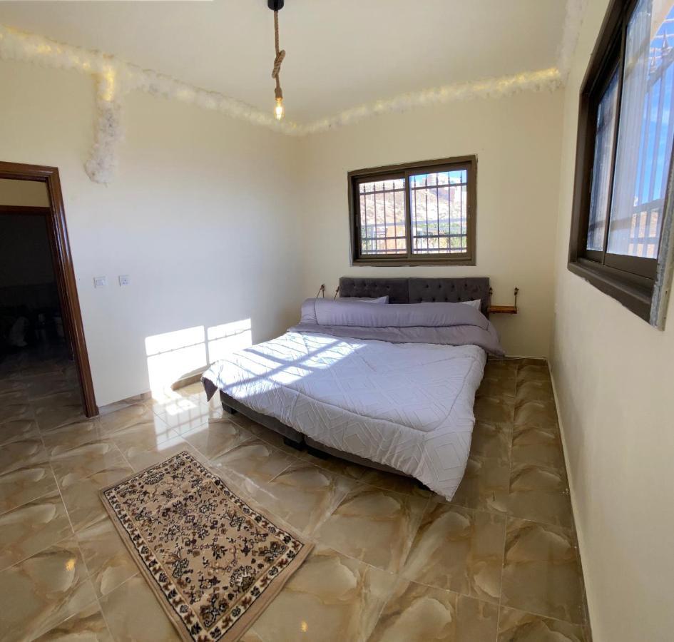 Nabati Hostel Wadi Musa Exteriör bild