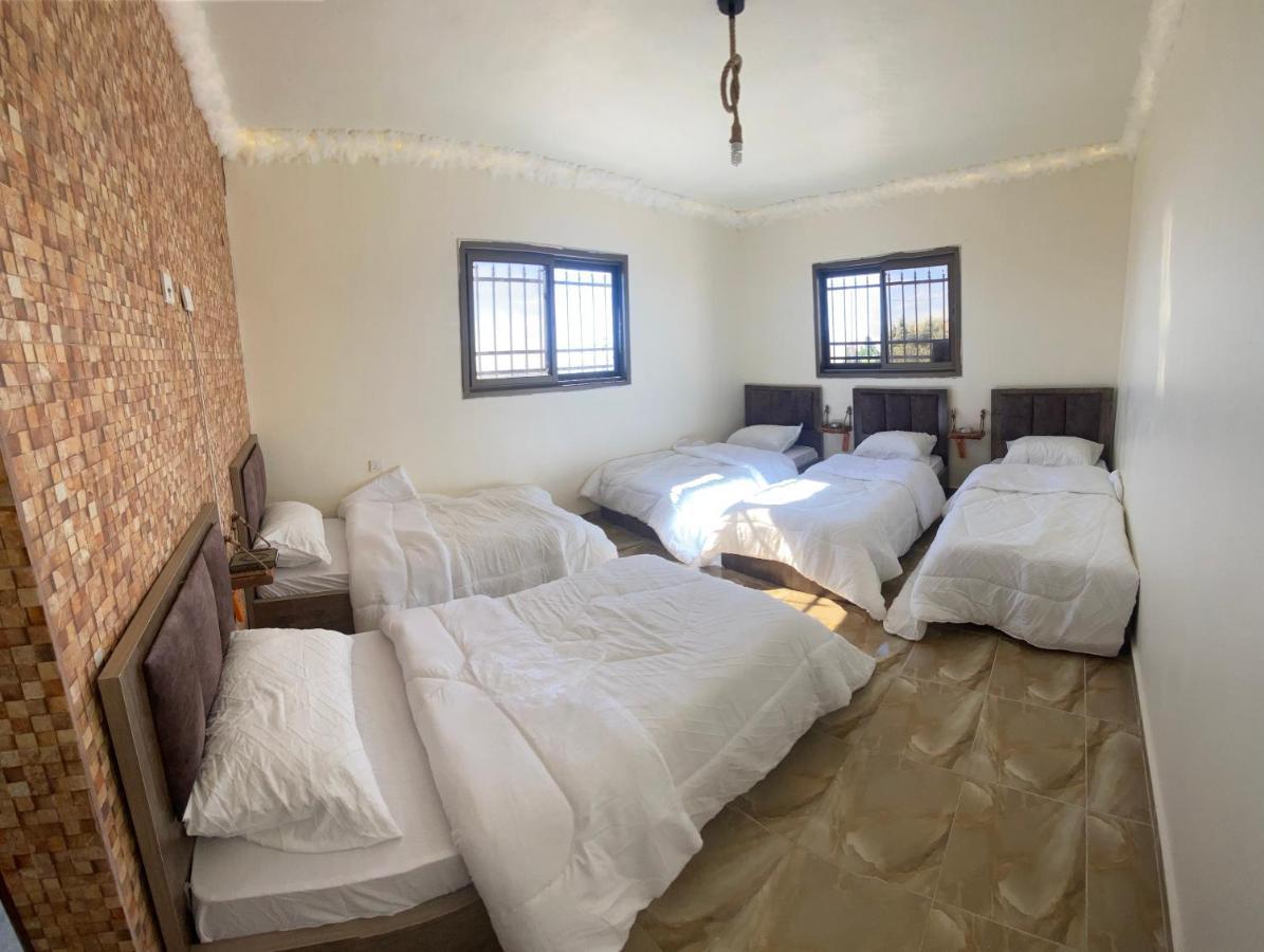 Nabati Hostel Wadi Musa Exteriör bild
