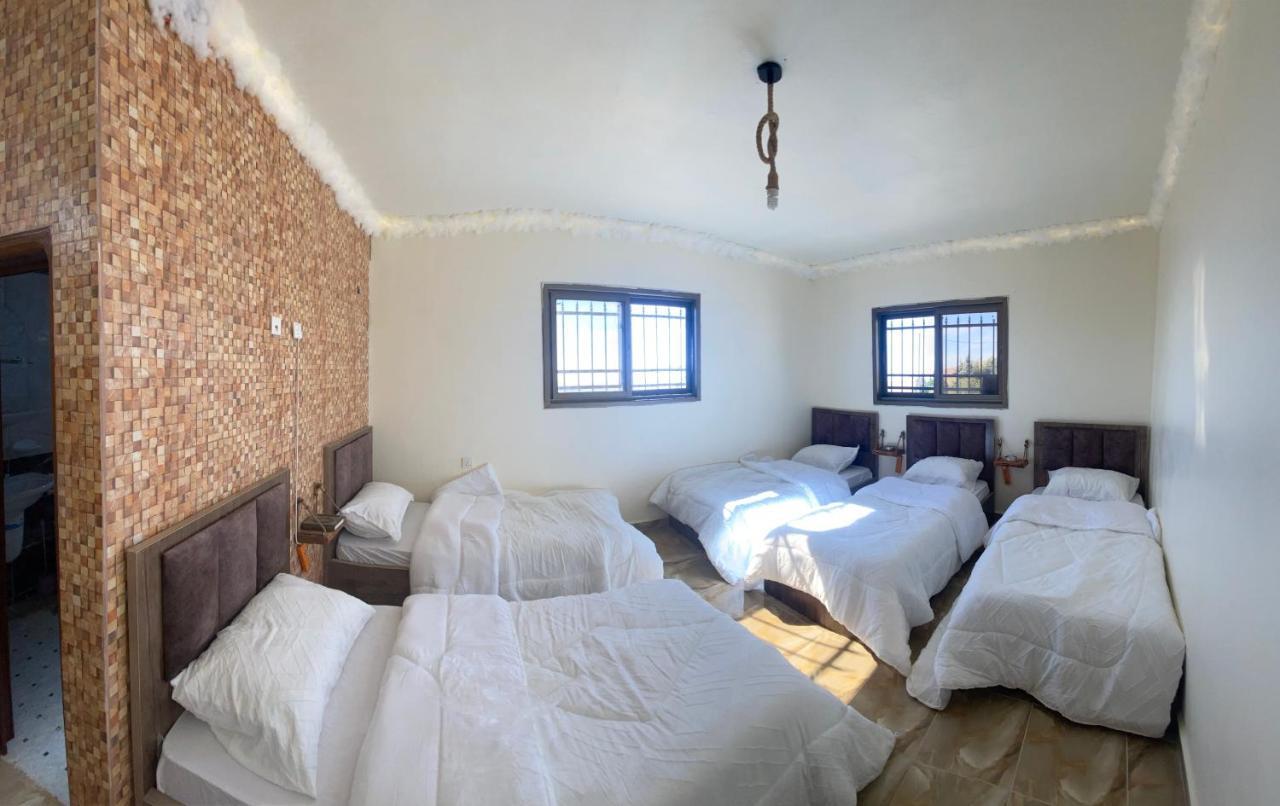 Nabati Hostel Wadi Musa Exteriör bild