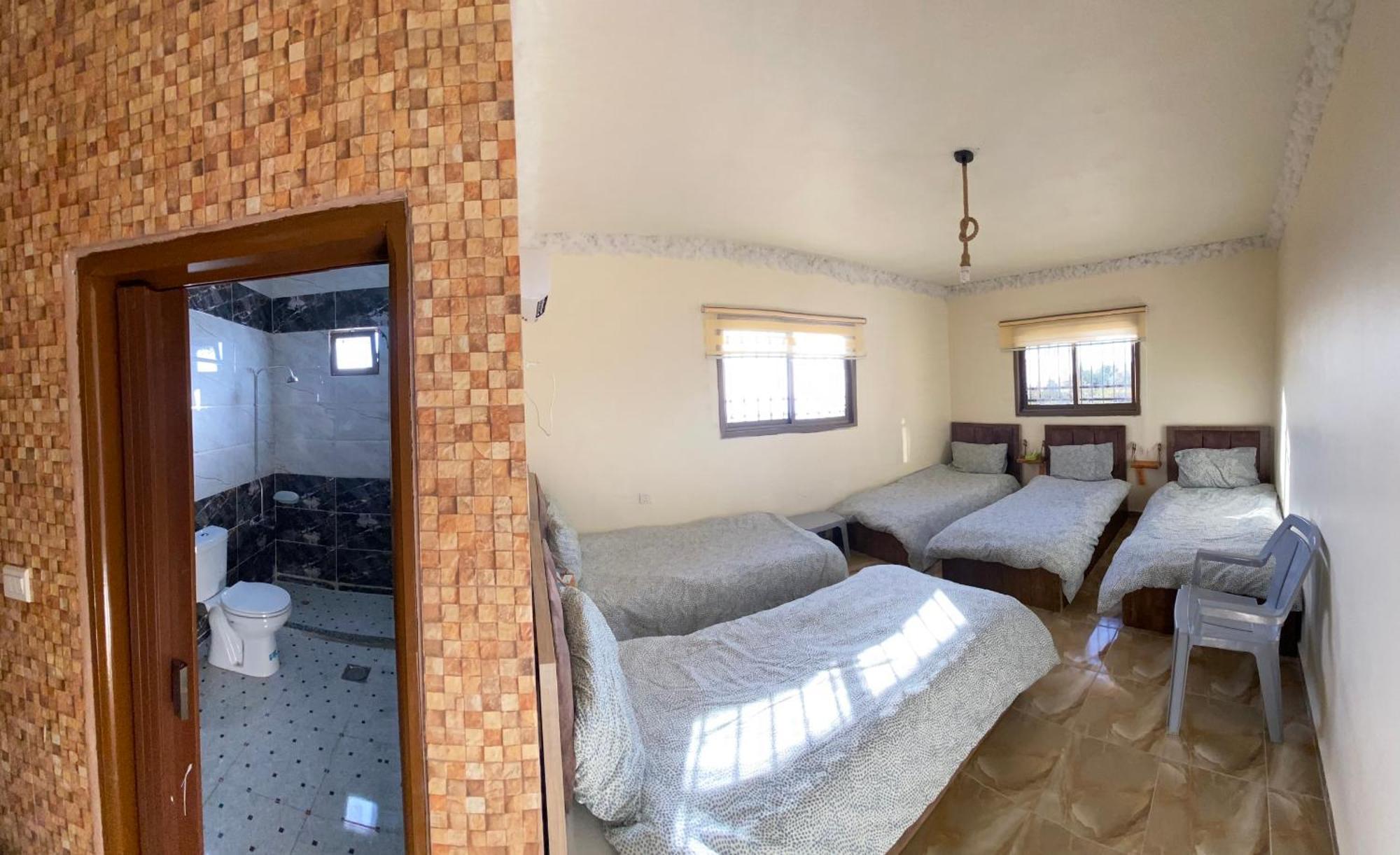 Nabati Hostel Wadi Musa Exteriör bild